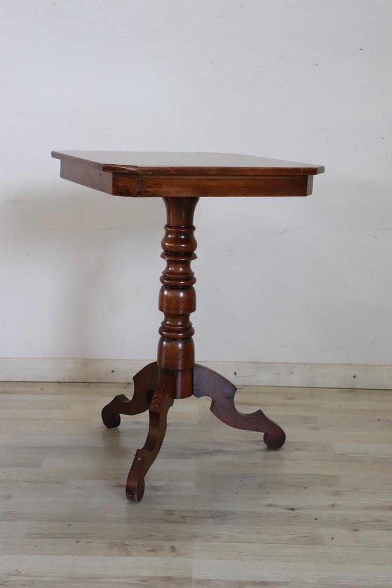 Louis Philippe 20th Century Walnut Tripod Table or Pedestal Table For Sale