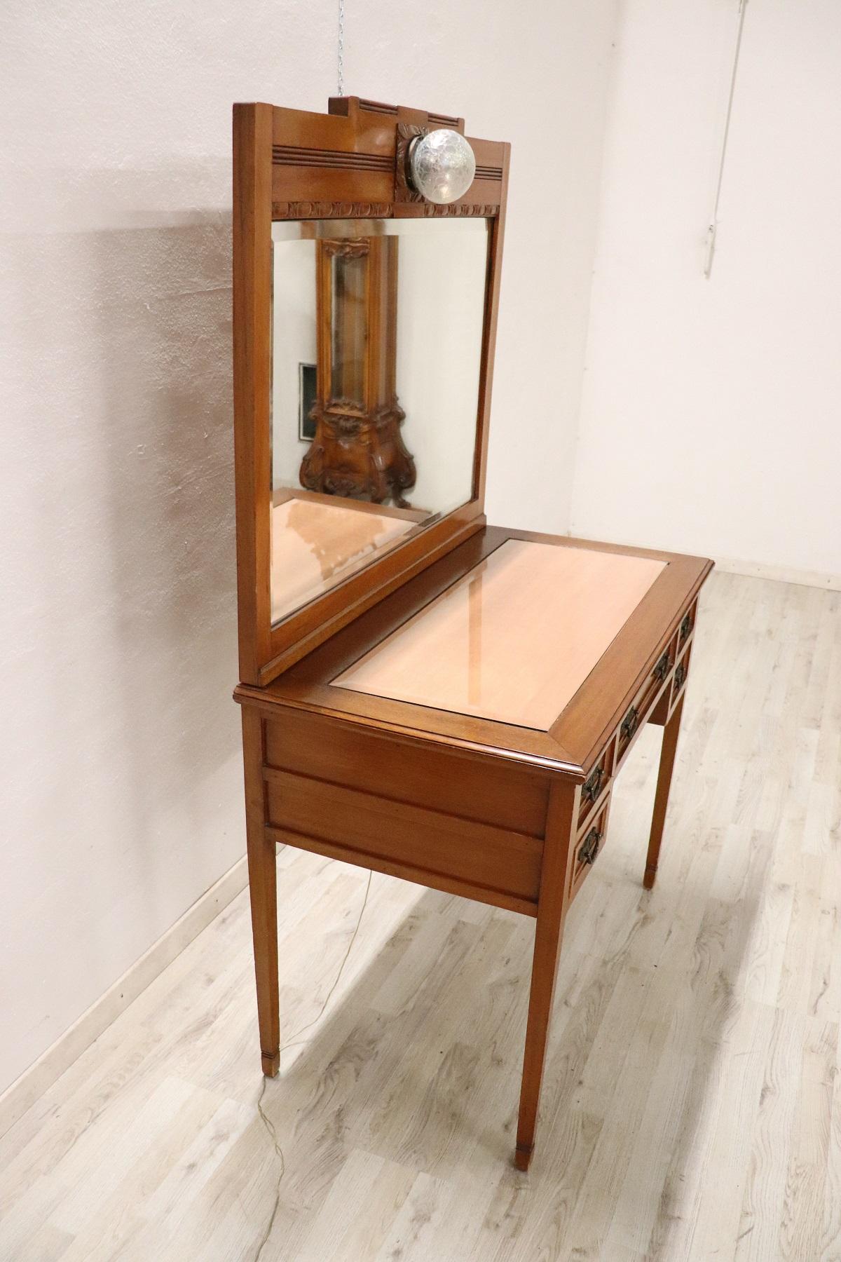 Mid-20th Century 20th Century Walnut Vanity Table or Dressing Table