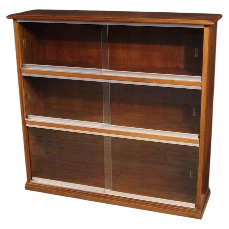 20th Century Walnut Wood and Glass Italian Design Bookcase, 1960s For Sale