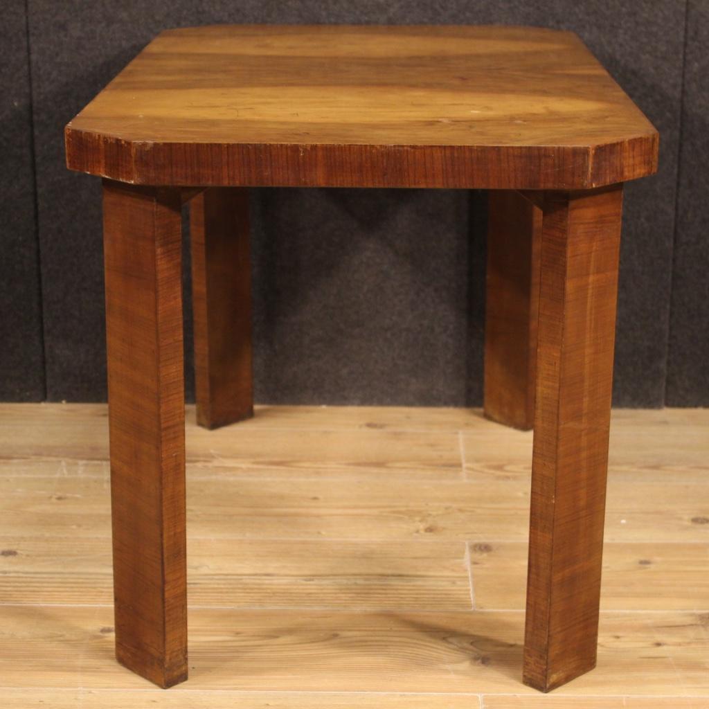 20th Century Walnut Wood Italian Art Deco Style Coffee Table, 1950 For Sale 2