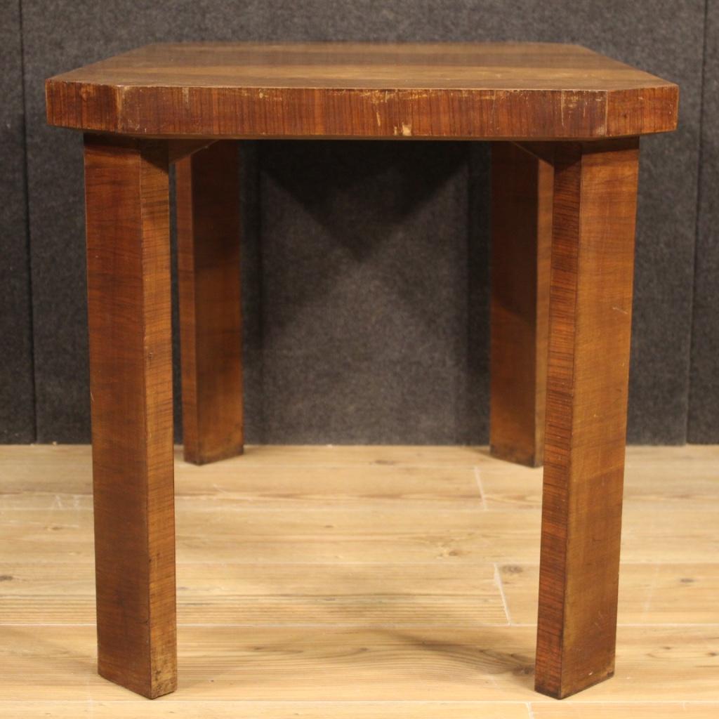 20th Century Walnut Wood Italian Art Deco Style Coffee Table, 1950 For Sale 4