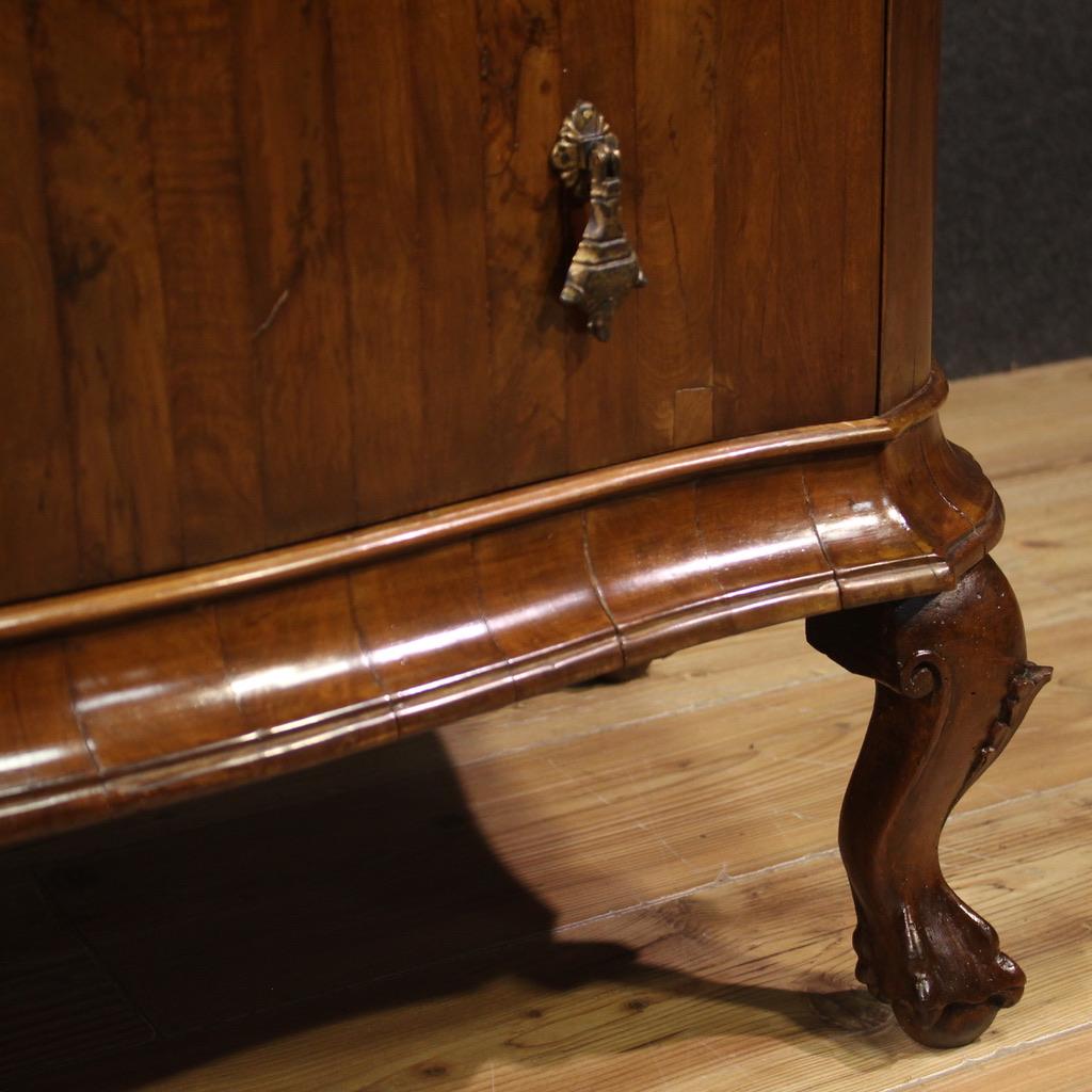 20th Century Walnut Wood Venetian Commode, 1930 For Sale 5