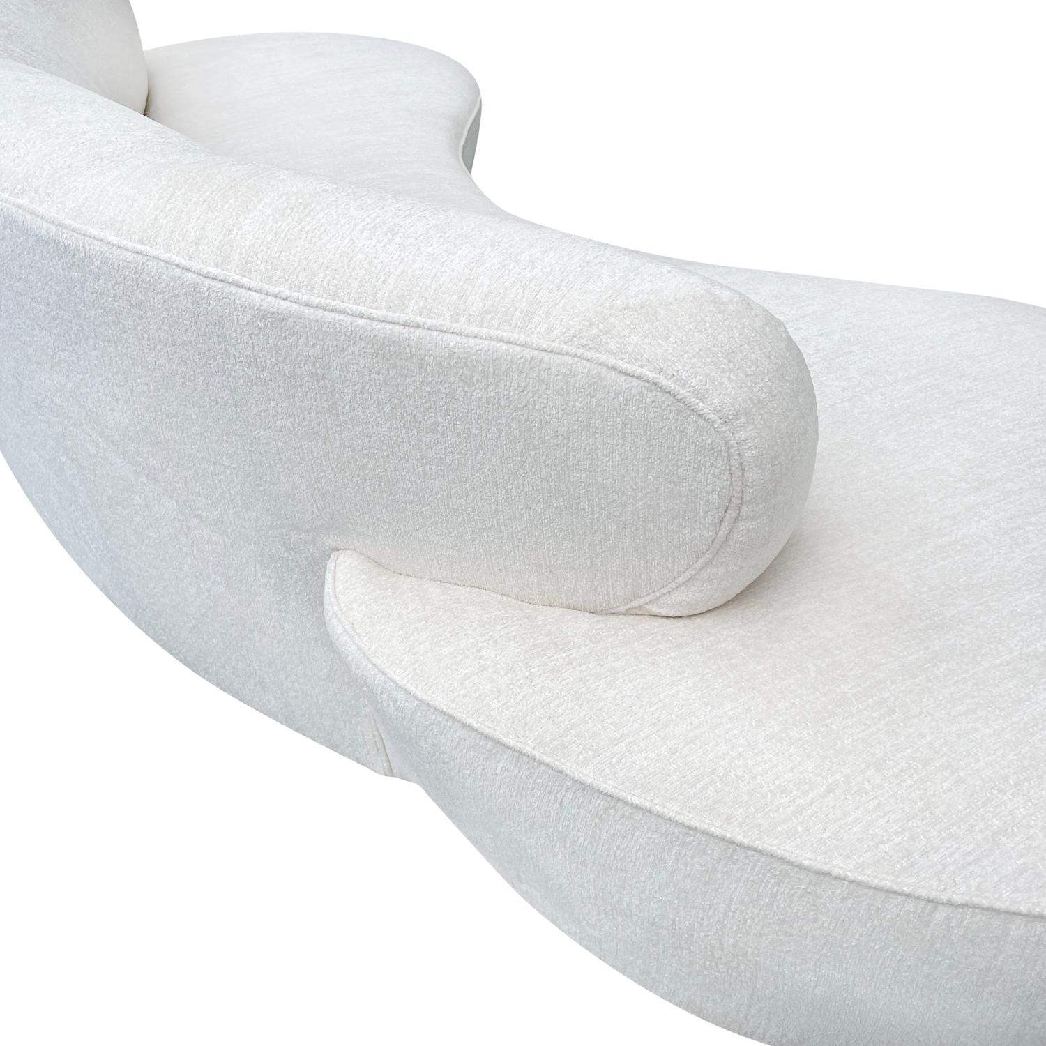20th Century White American Directional Sofa, Curved Settee by Vladimir Kagan For Sale 5
