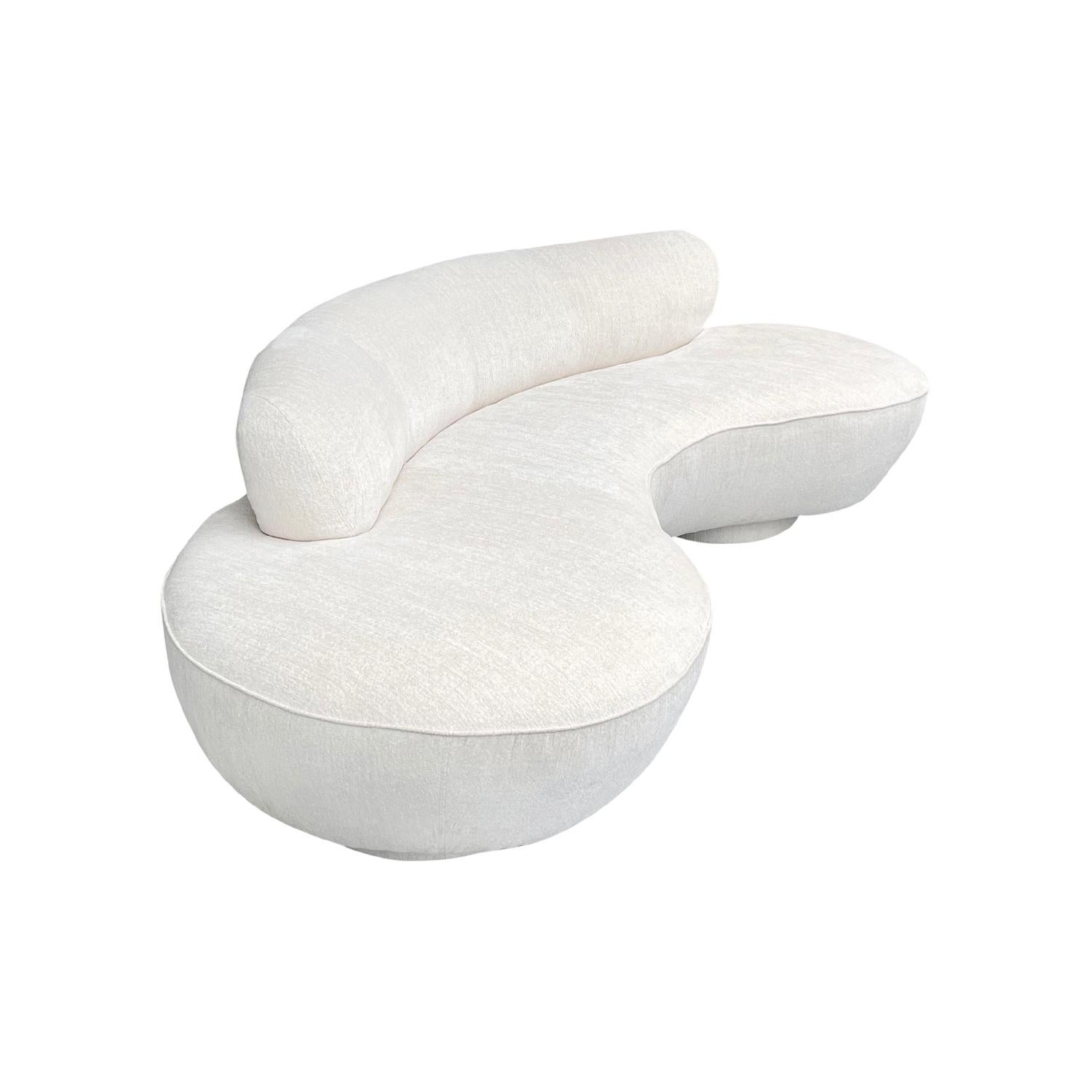 Fabric 20th Century White American Directional Sofa, Curved Settee by Vladimir Kagan For Sale