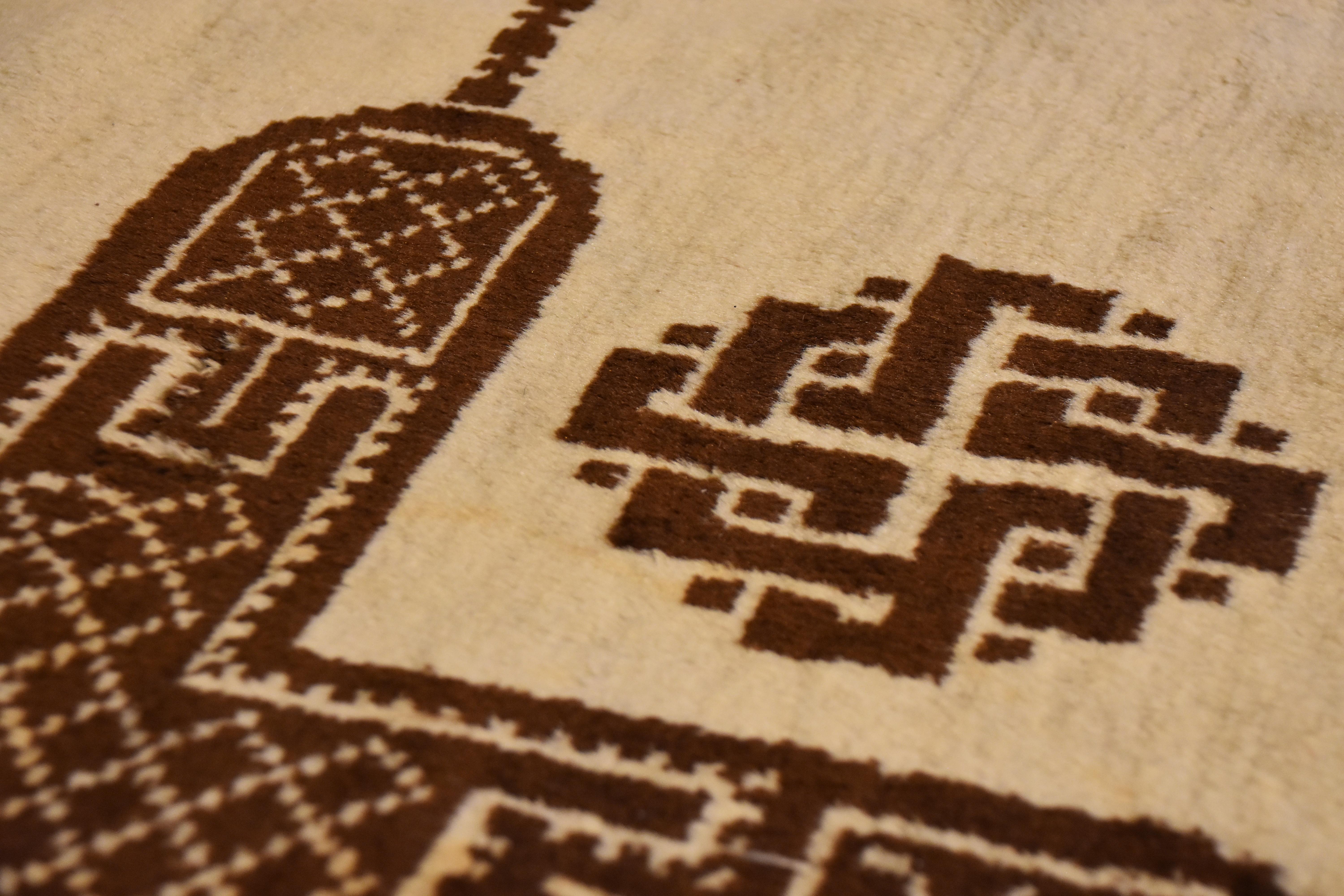 20th Century White and Brown Roman Coptic Design North Africa Rug, circa 1900s For Sale 5