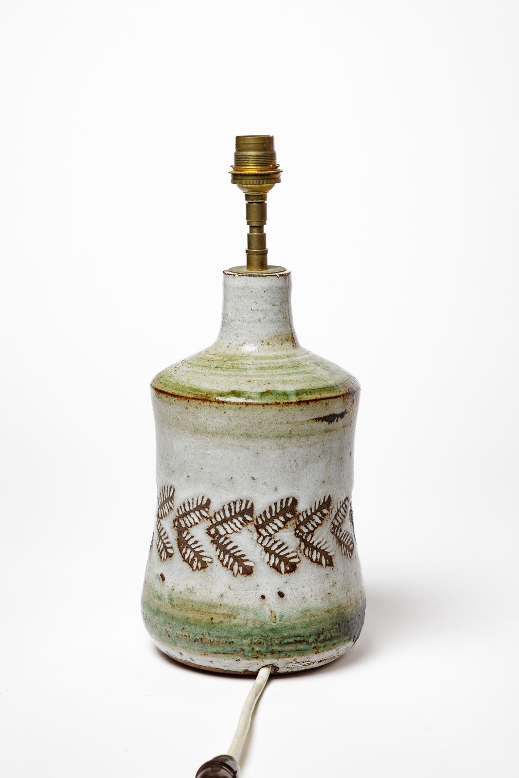 French 20th century white and greeen ceramic table lamp by Albert Thiry Vallauris 1950 For Sale