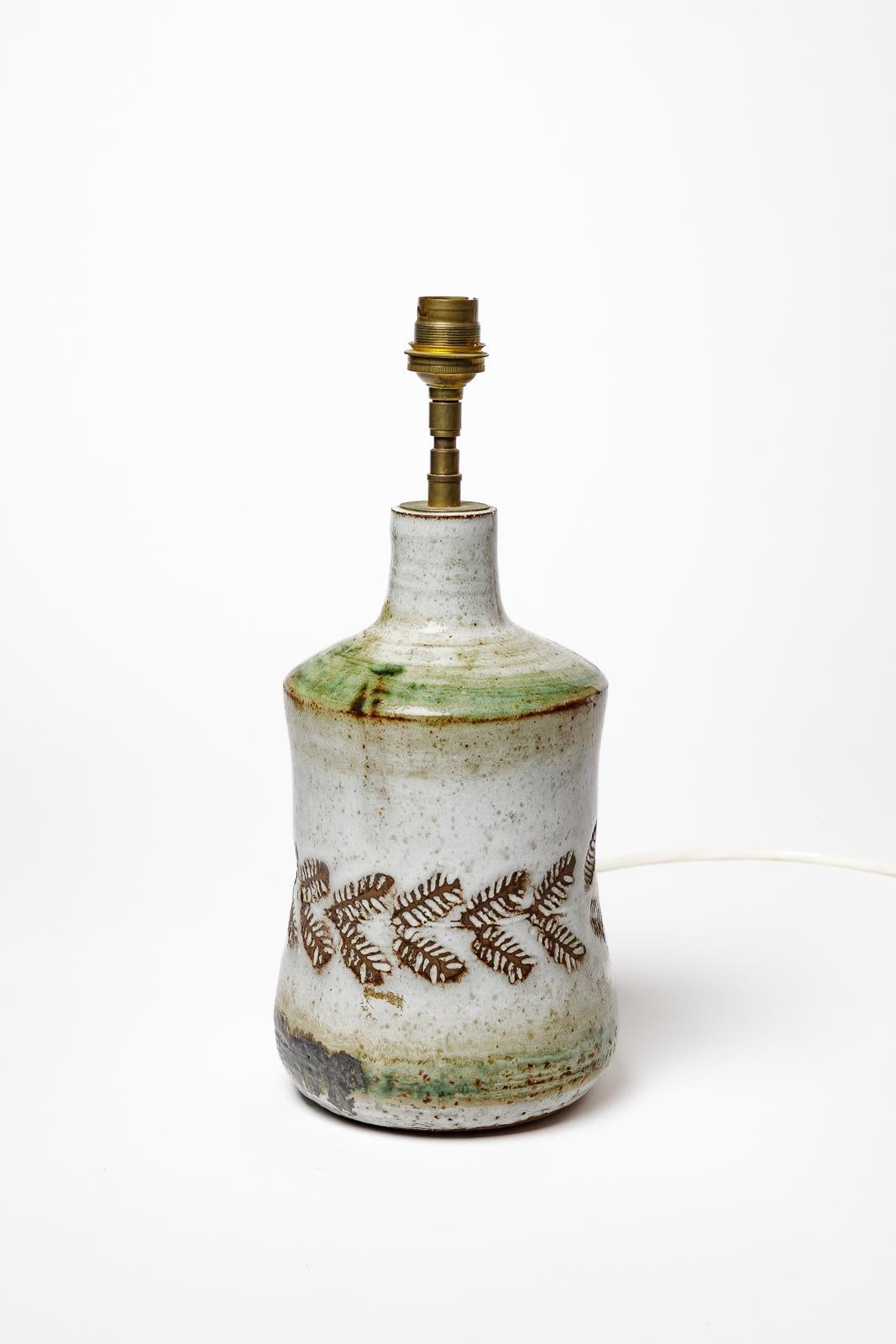 Ceramic 20th century white and greeen ceramic table lamp by Albert Thiry Vallauris 1950 For Sale