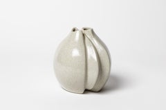 Vase en céramique blanche du 20e siècle par Tim Orr et Jacqueline Orr circa 1970