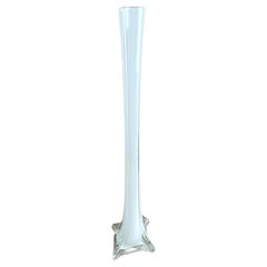 Vase à col long en verre de Murano blanc/ transparent du 20ème siècle, Italie, vers 1960