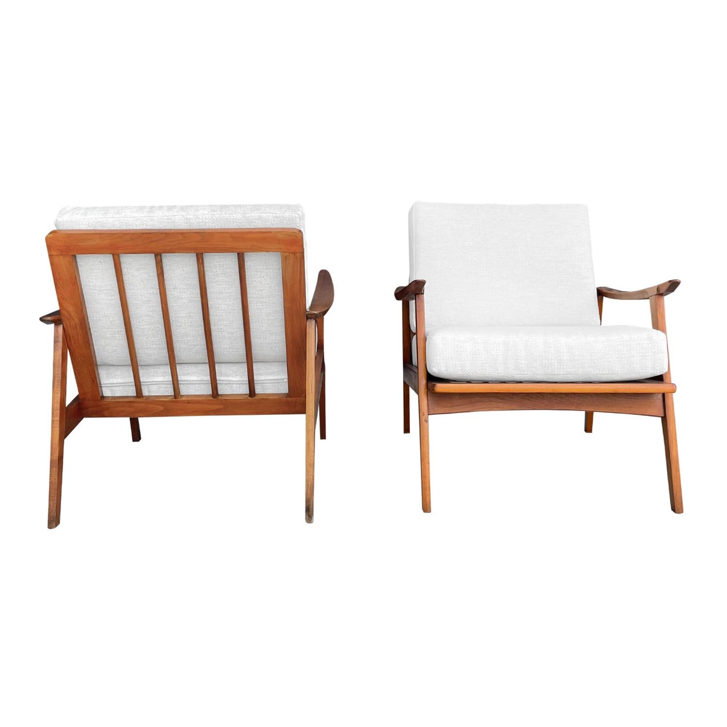 20th Century Danish Vintage Modern Pair of Open Teak Chairs by Kai Kristiansen For Sale 4