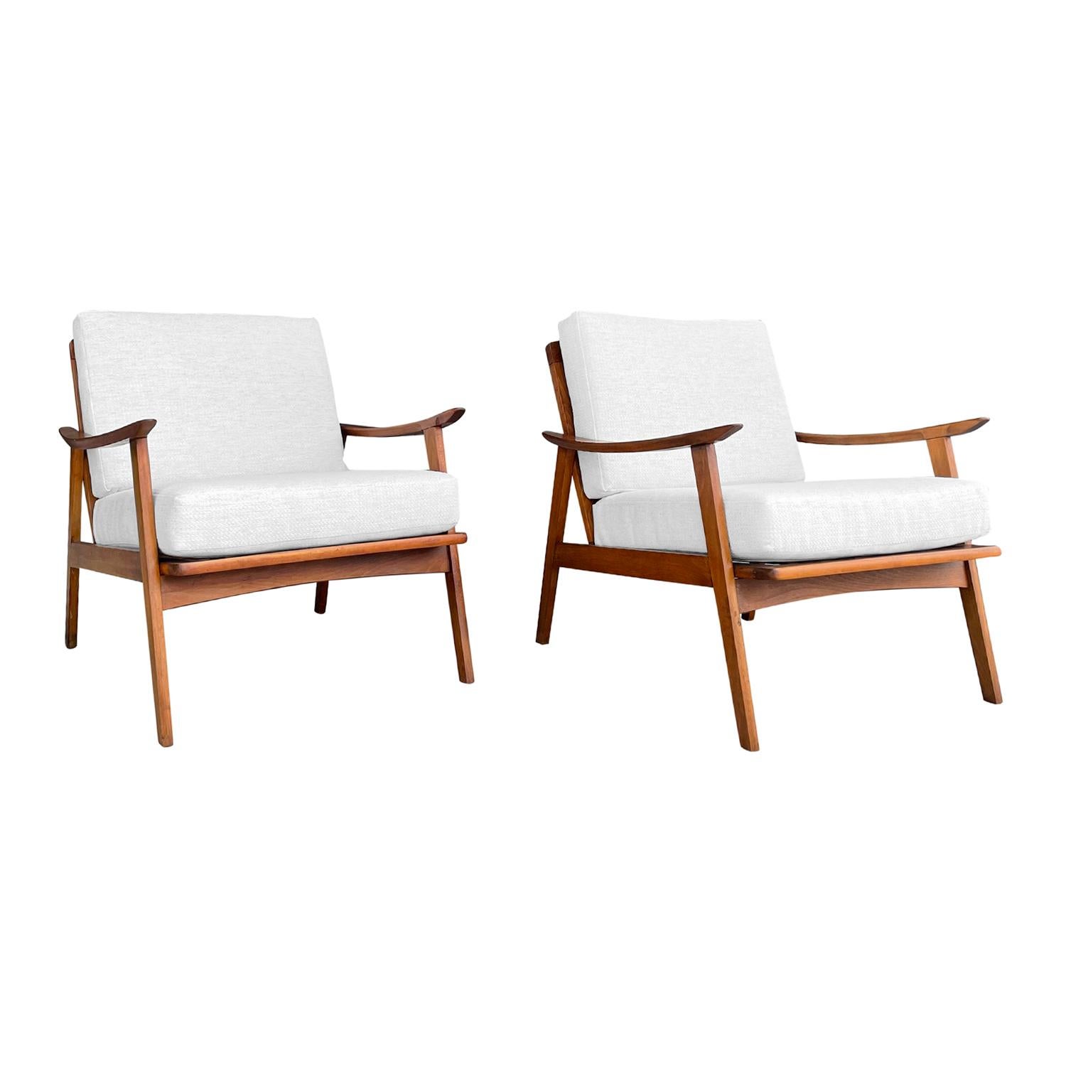 20th Century Danish Vintage Modern Pair of Open Teak Chairs by Kai Kristiansen For Sale 1