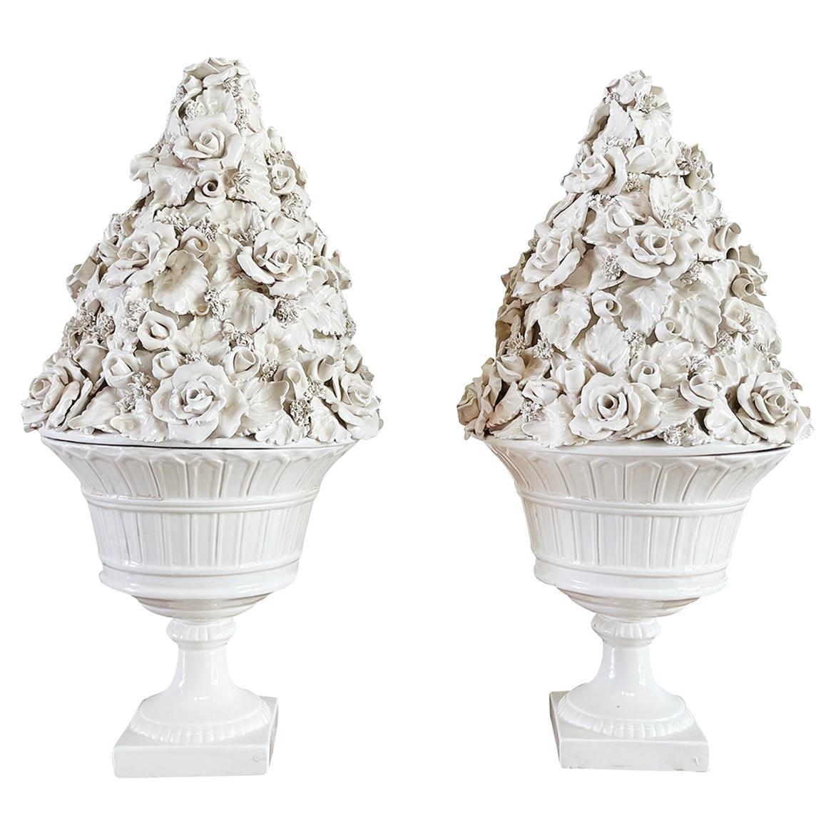 20th Century White Italian Pair of Grande Cestini con Fiori, Ceramic Vase For Sale