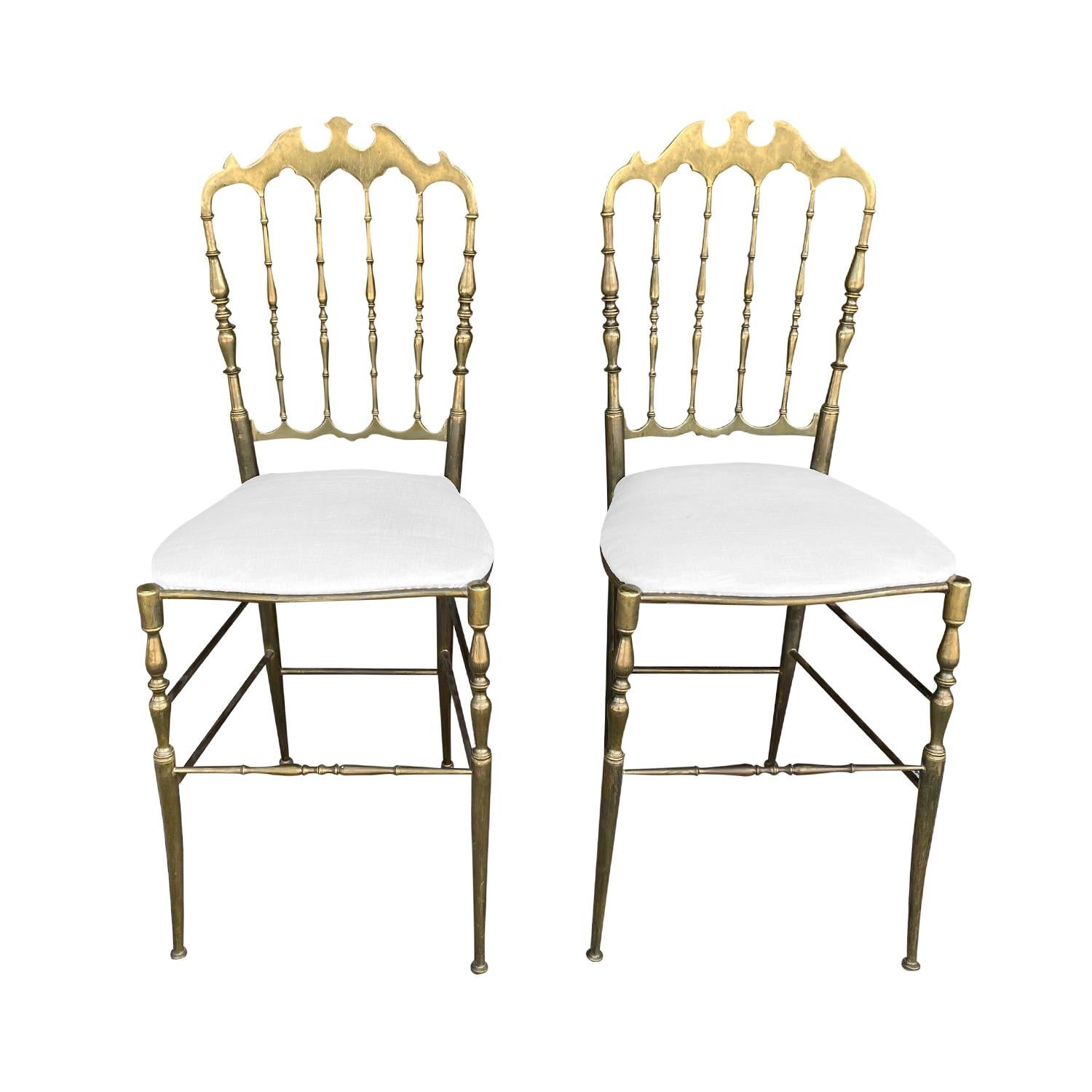 20th Century White Italian Set of Six Modernist Brass Dining Chairs by Chiavari In Good Condition For Sale In West Palm Beach, FL