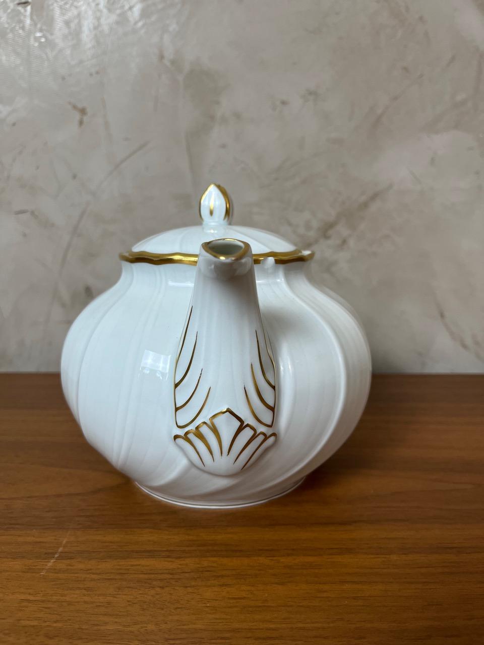 20th century White Limoges Porcelain Tea set by Bernardaud, 1930s For Sale 3