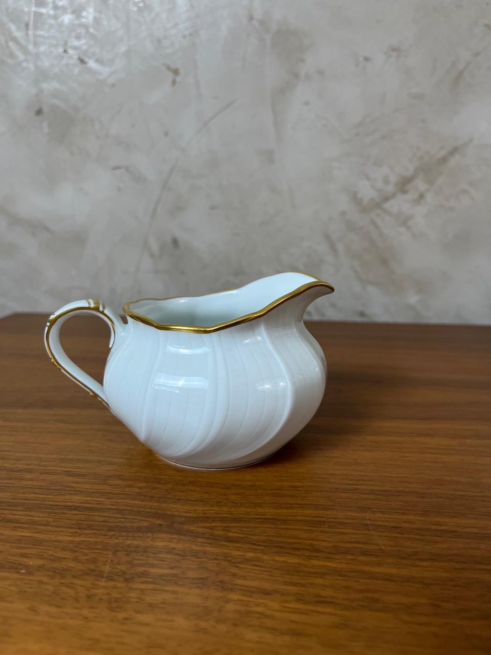20th century White Limoges Porcelain Tea set by Bernardaud, 1930s For Sale 4