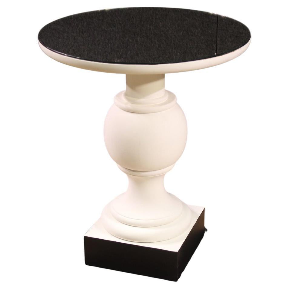 Table d'appoint italienne en bois peint en blanc du 20e siècle, 1970
