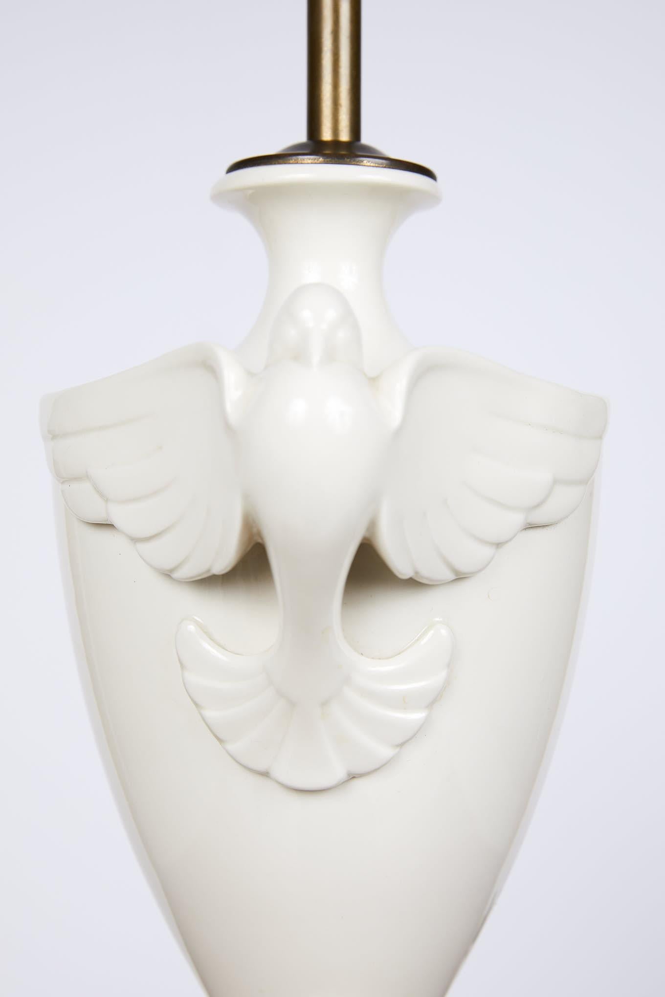 20th Century White Porcelain Urn Shaped Lamp with Dove Handles For Sale 6
