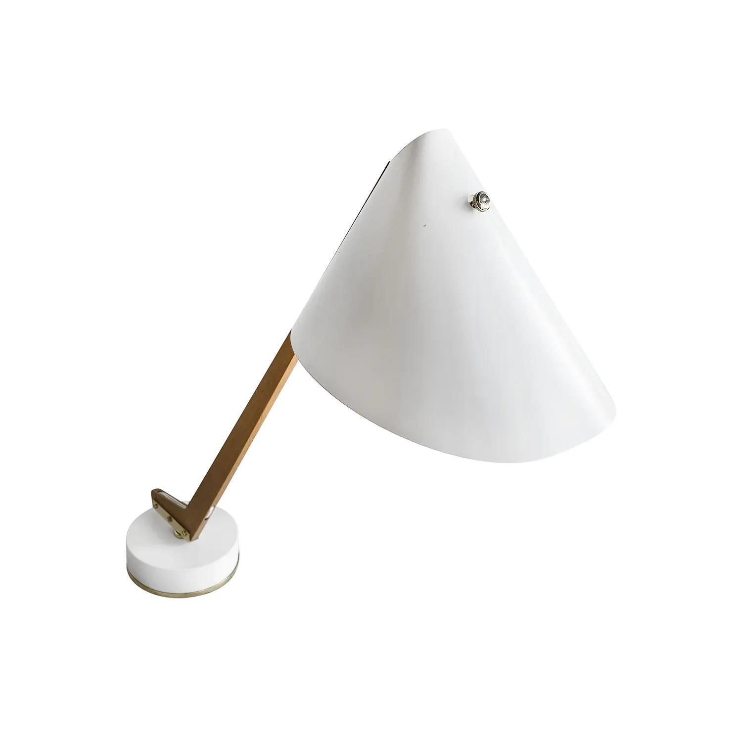 Polished 20th Century White Swedish Teak Markaryd Desk Lamp, Light by Hans-Agne Jakobsson For Sale