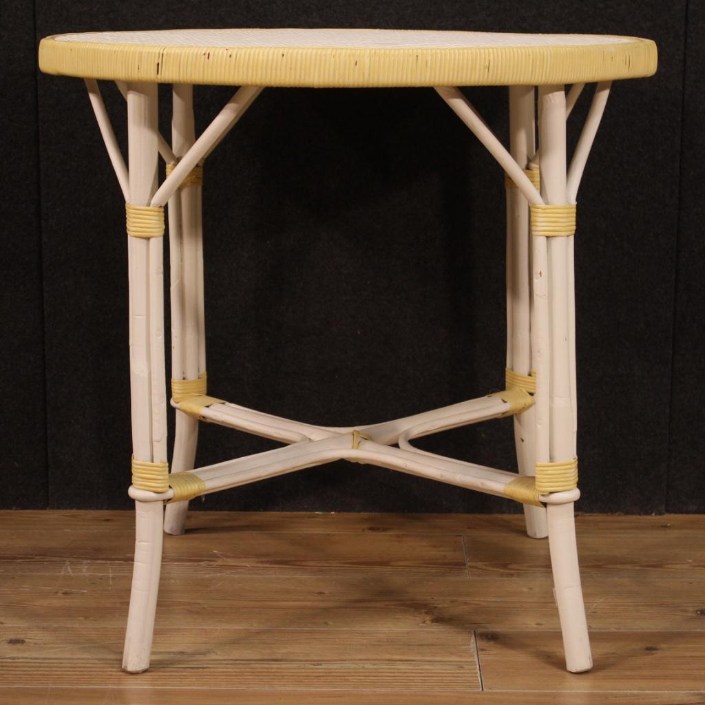 italienischer runder Garten-Couchtisch aus Weide des 20. Jahrhunderts, 1980 (Italian) im Angebot