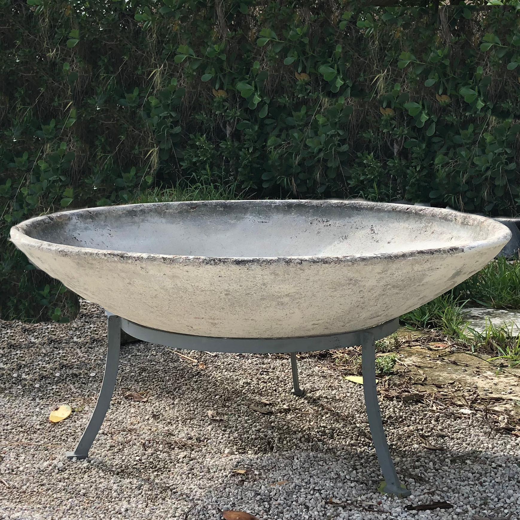 20th Century Willy Guhl Very Large Saucer Planter For Sale at 1stDibs