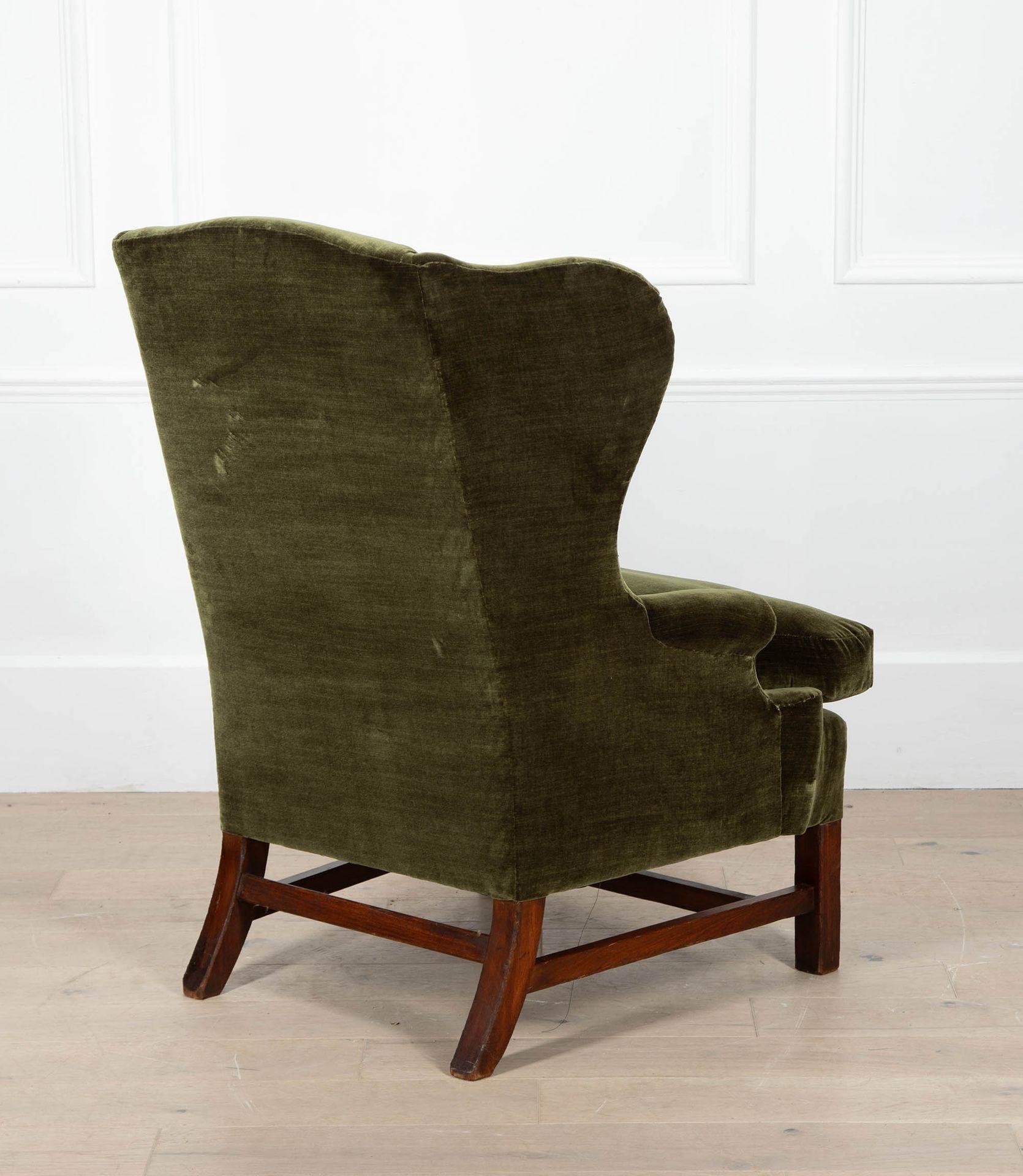 Sillón Wingback Siglo XX en venta 4