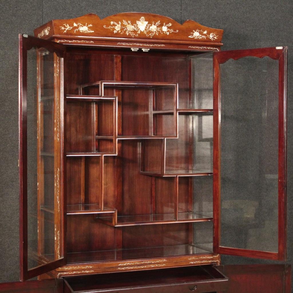20th Century Wood and Faux Mother of Pearl Oriental Display Cabinet, 1960 For Sale 2