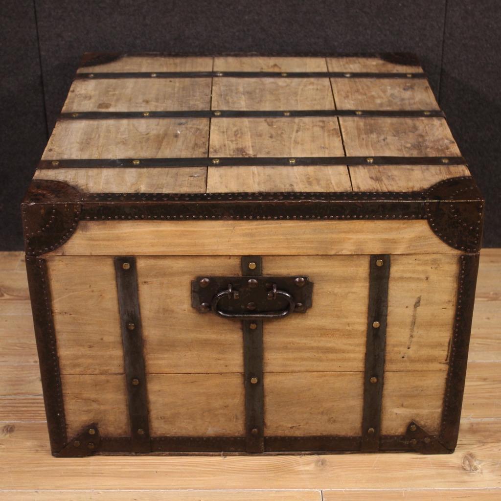 malle italienne en bois et en fer du 20e siècle, 1960 Bon état - En vente à Vicoforte, Piedmont