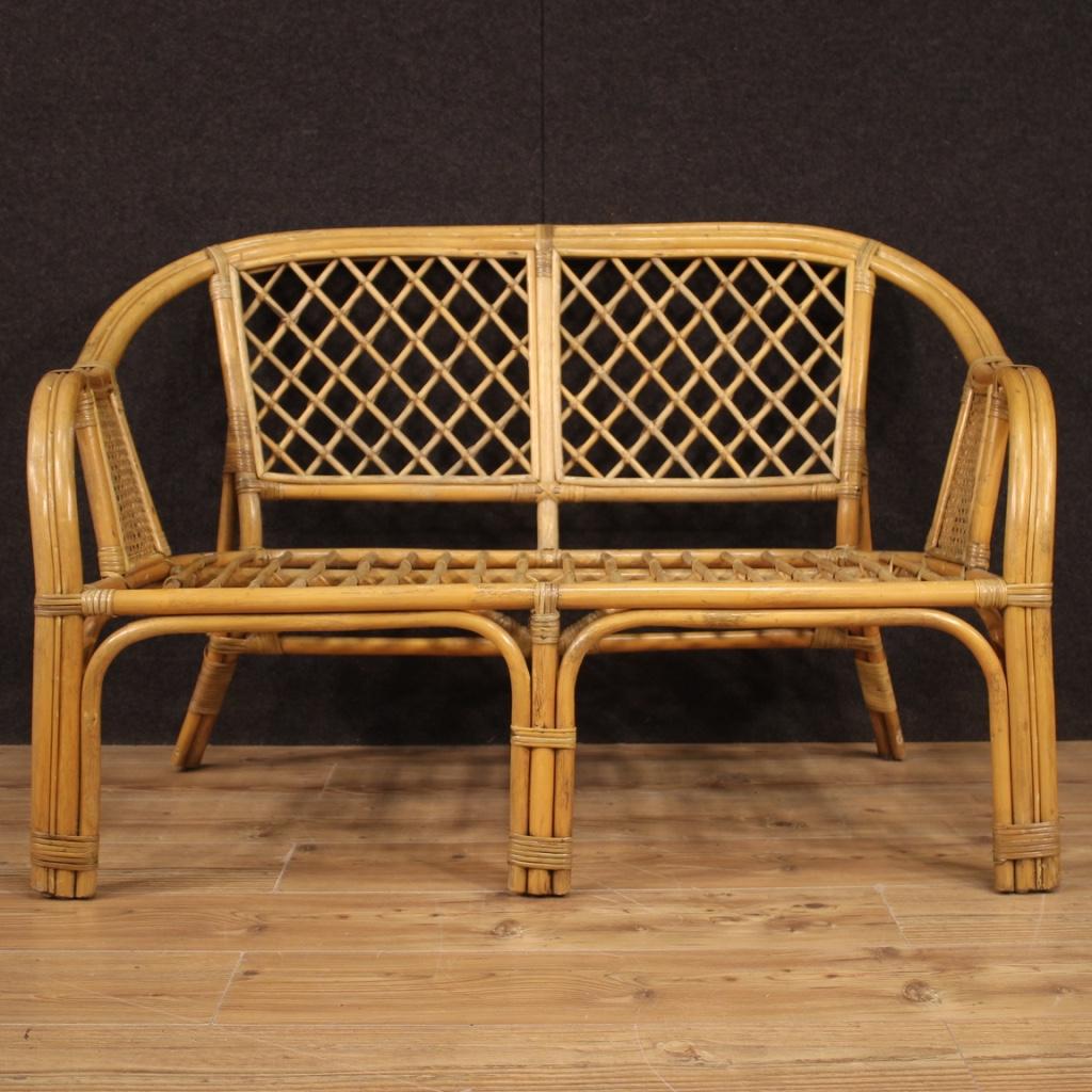 Canapé italien du 20ème siècle en bois et osier, 1960 État moyen à Vicoforte, Piedmont