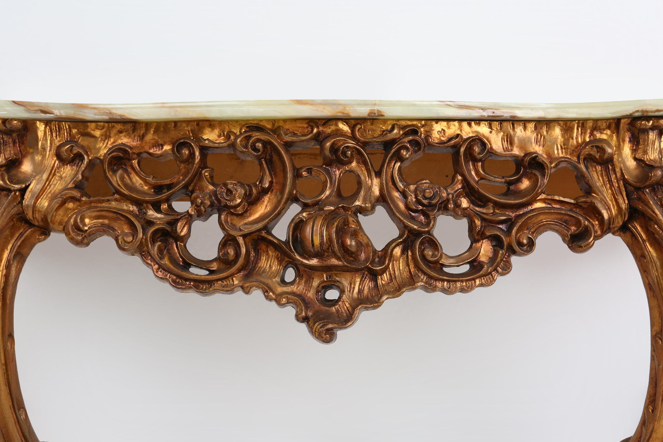 Holzgeschnitzte Konsole im Louis-XV-Stil des 20. Jahrhunderts mit Marmorplatte, Frankreich (Louis XV.) im Angebot