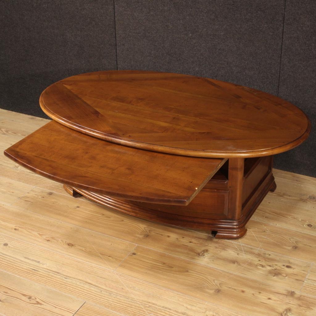 table basse française en bois du 20e siècle, 1980 en vente 3