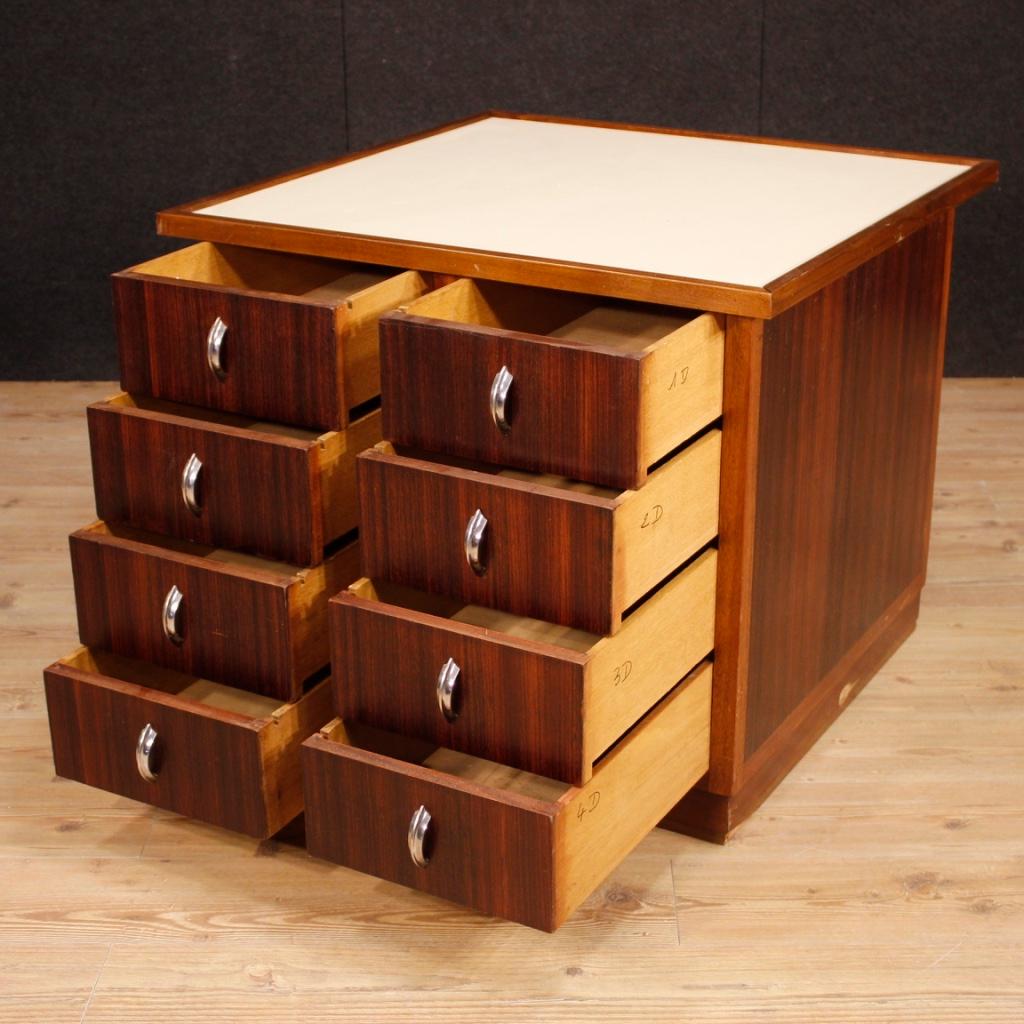 commode en bois de style français du 20e siècle, 1960 Bon état - En vente à Vicoforte, Piedmont