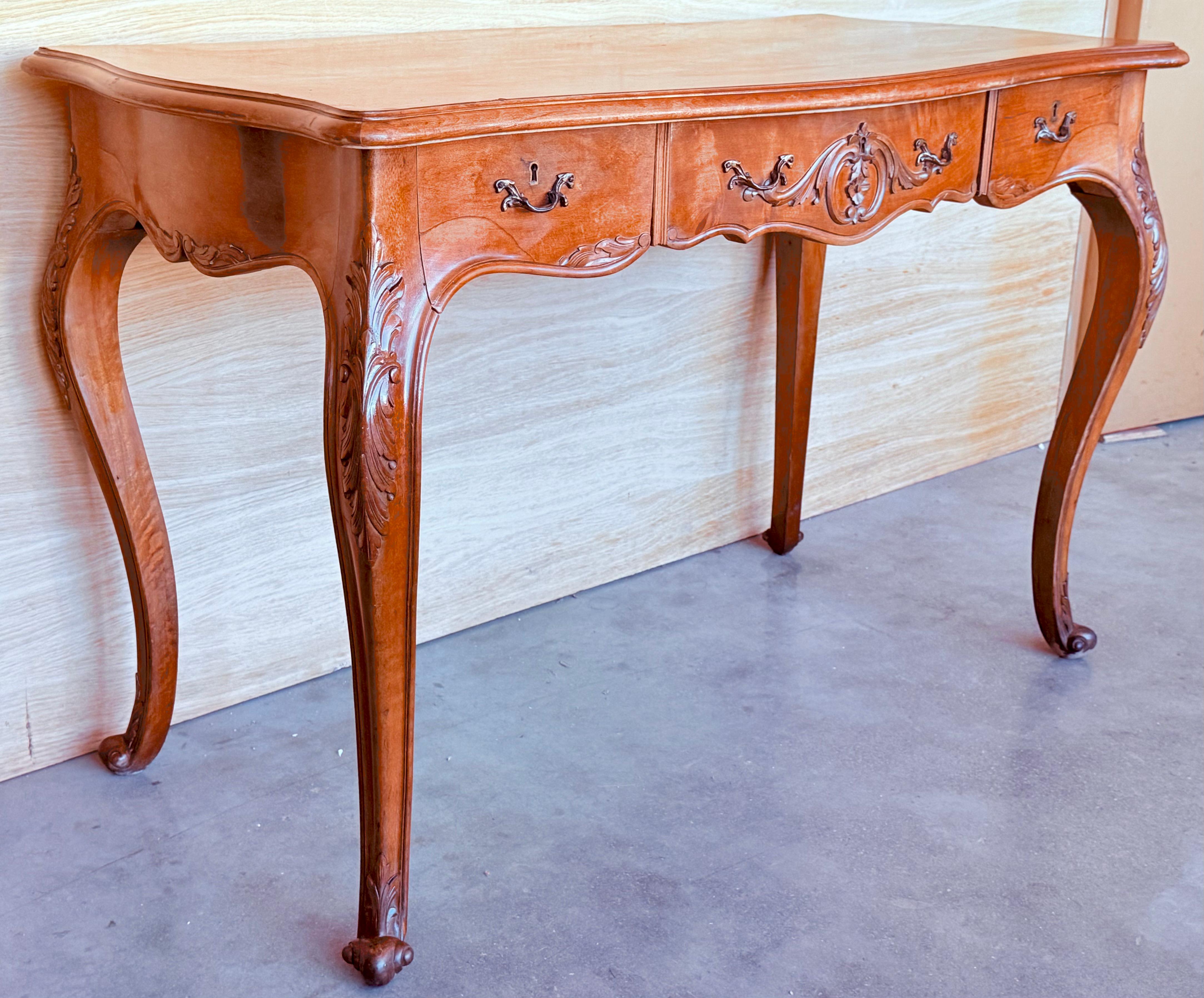 Scrivania in legno francese del XX secolo in stile Luigi XV, 1920 in vendita 2