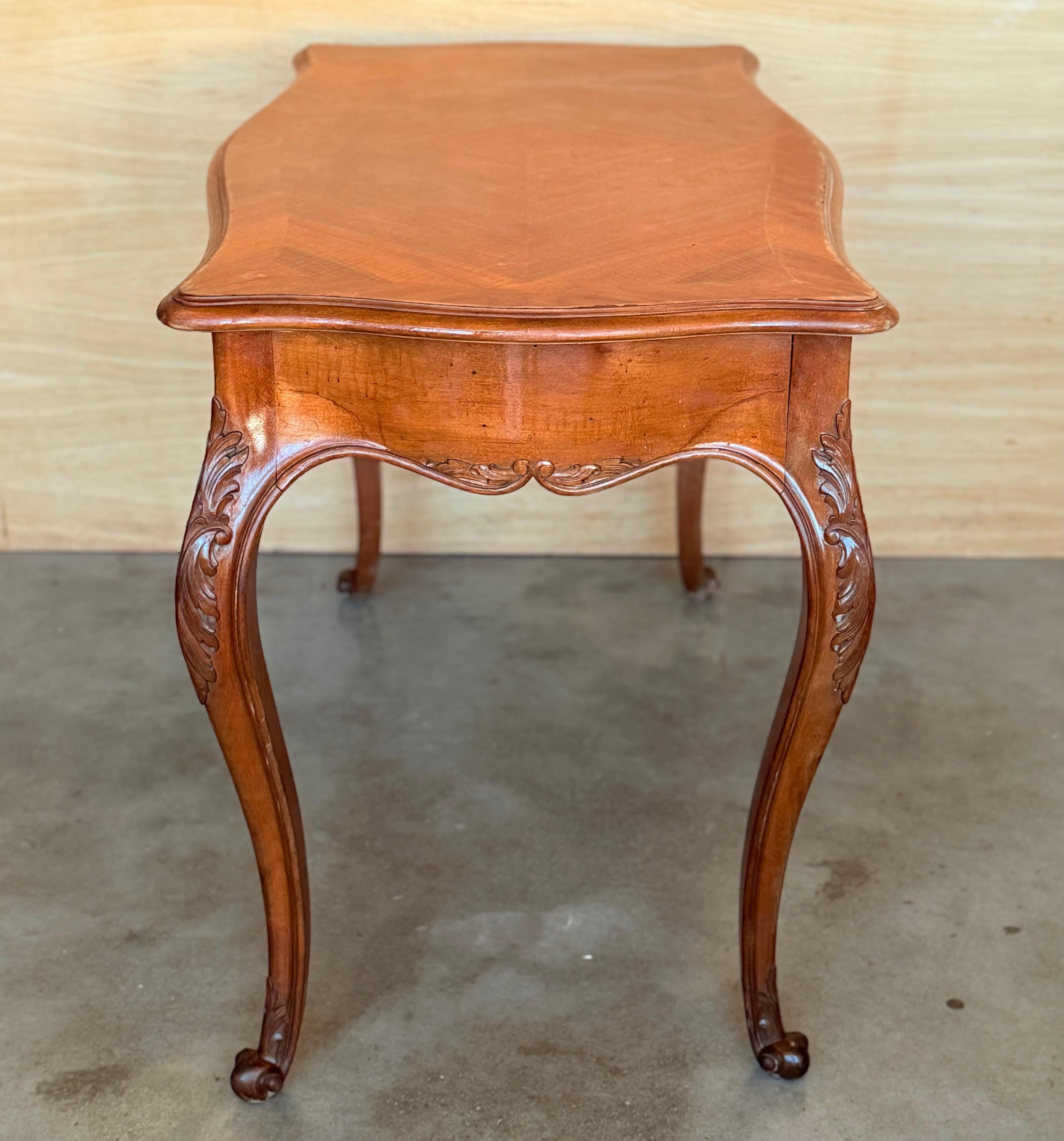 Scrivania in legno francese del XX secolo in stile Luigi XV, 1920 in vendita 4