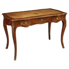 escritorio francés de madera estilo Luis XV del siglo XX, 1960