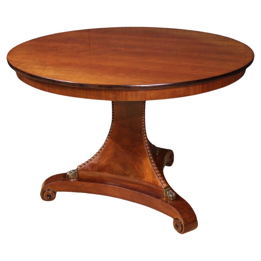 What is a good color to paint a kitchen table?