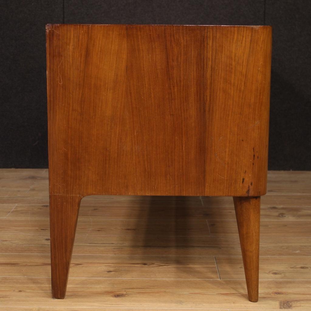 20th Century Wood Italian Design Chest of Drawers, 1970 For Sale 5