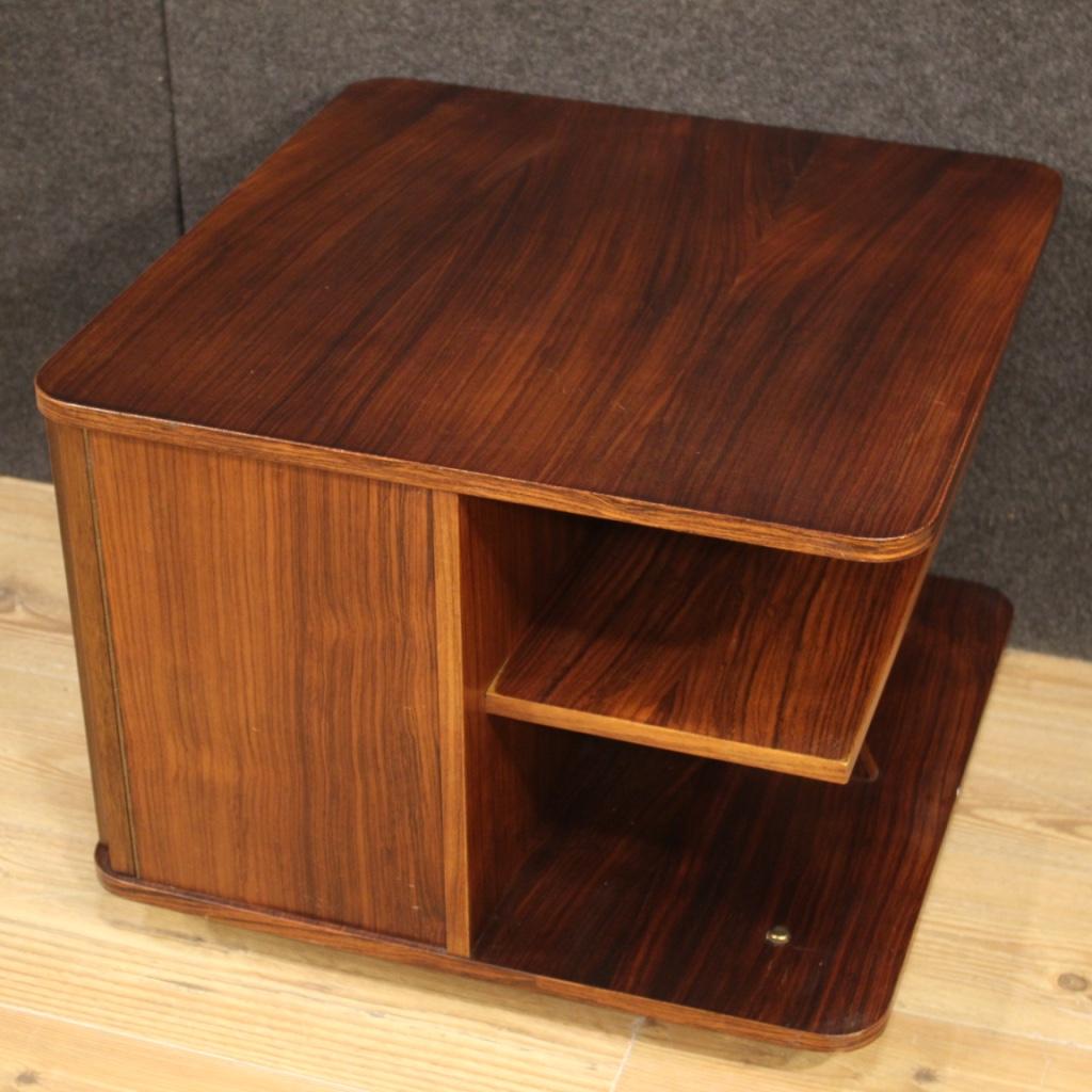  20th Century Wood Italian Design Coffee Table on Swivel Castors, 1970s For Sale 6