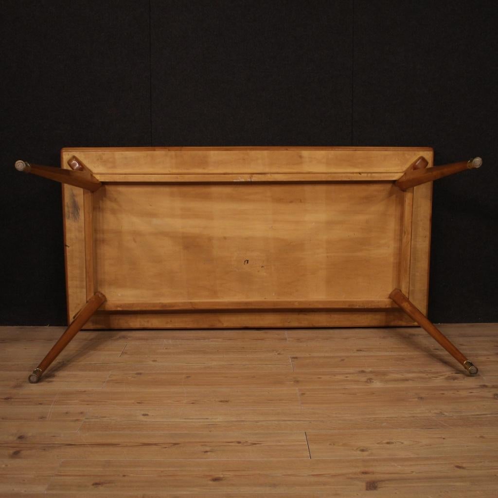 table de salle à manger en bois du 20e siècle, design italien, 1960 en vente 5