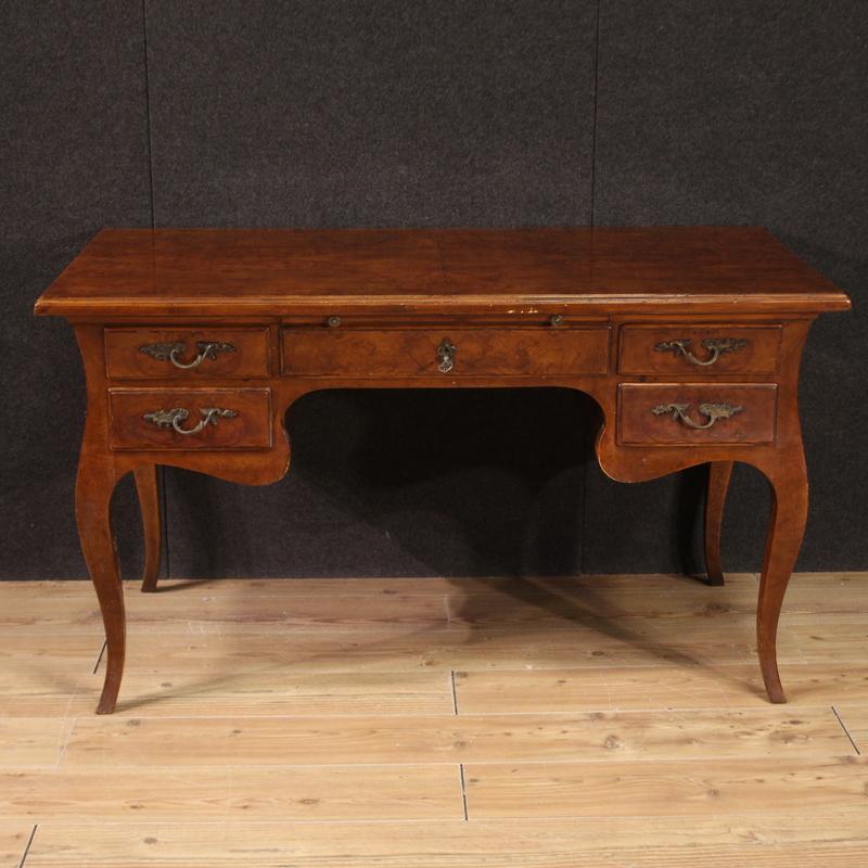 20th Century Wood Italian Louis XV Style Writing Desk, 1950s In Good Condition For Sale In Vicoforte, Piedmont