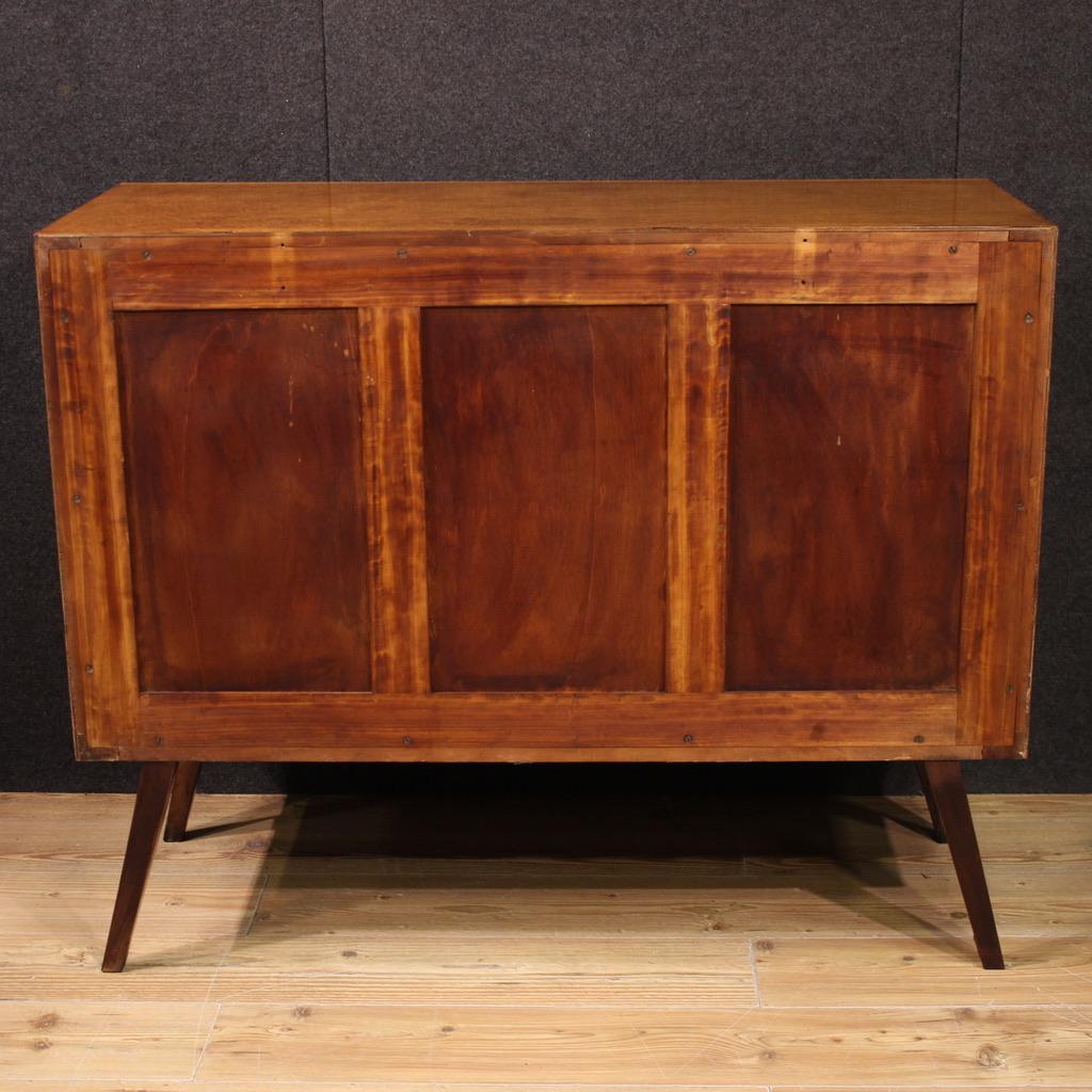 20. Jahrhundert Holz Italienisches modernes Design Kommode, 1970 (Late 20th Century) im Angebot