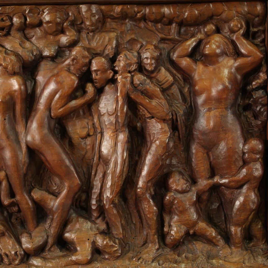20th Century Wood Italian Signed Sculpture High Relief, 1950 In Good Condition In Vicoforte, Piedmont
