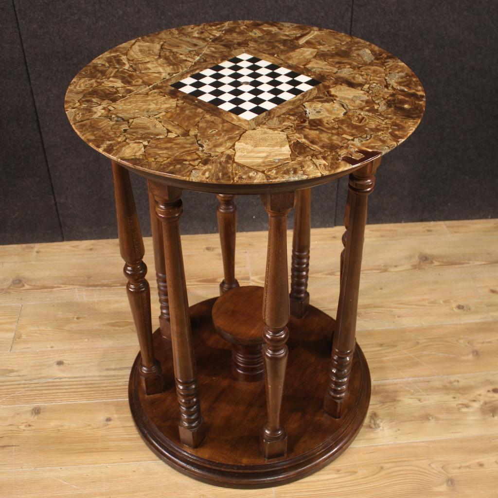 Onyx Table de jeu italienne du 20ème siècle en bois, onyx et plateau en marbre avec chessboard en vente