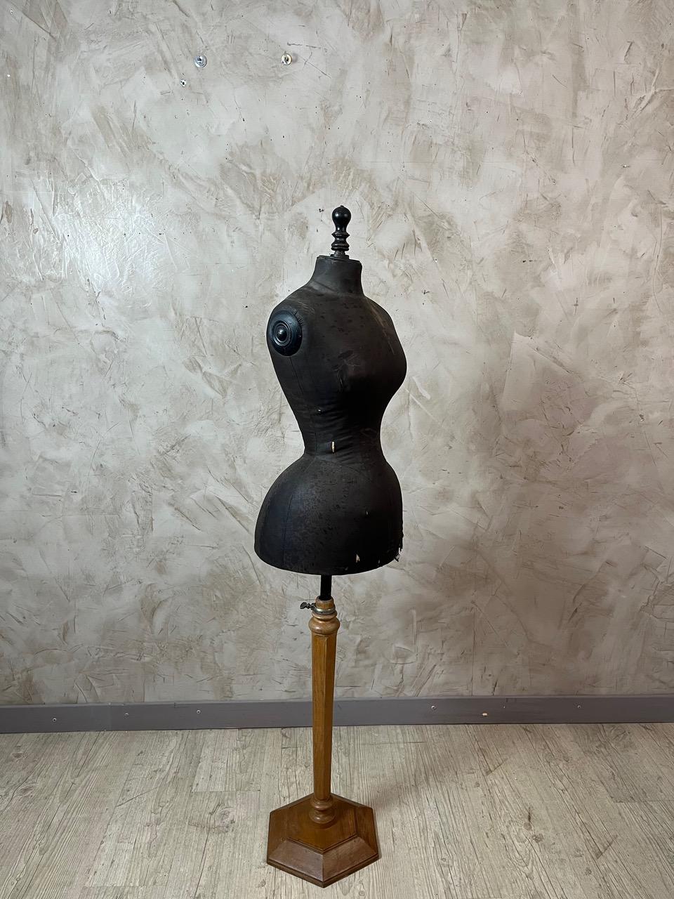 20th century Wooden and Fabric Stockman Dress Form, 1900s État moyen - En vente à LEGNY, FR