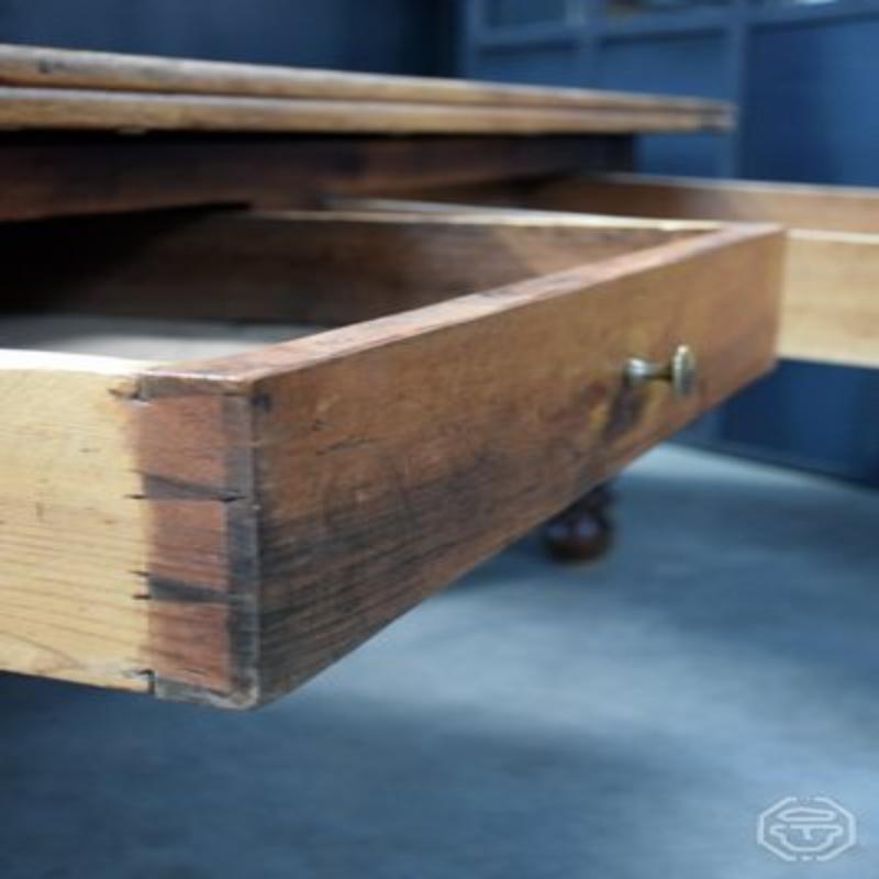 20th Century Wooden Passementier Table with Drawer, France, Lyon, 1880s For Sale 10