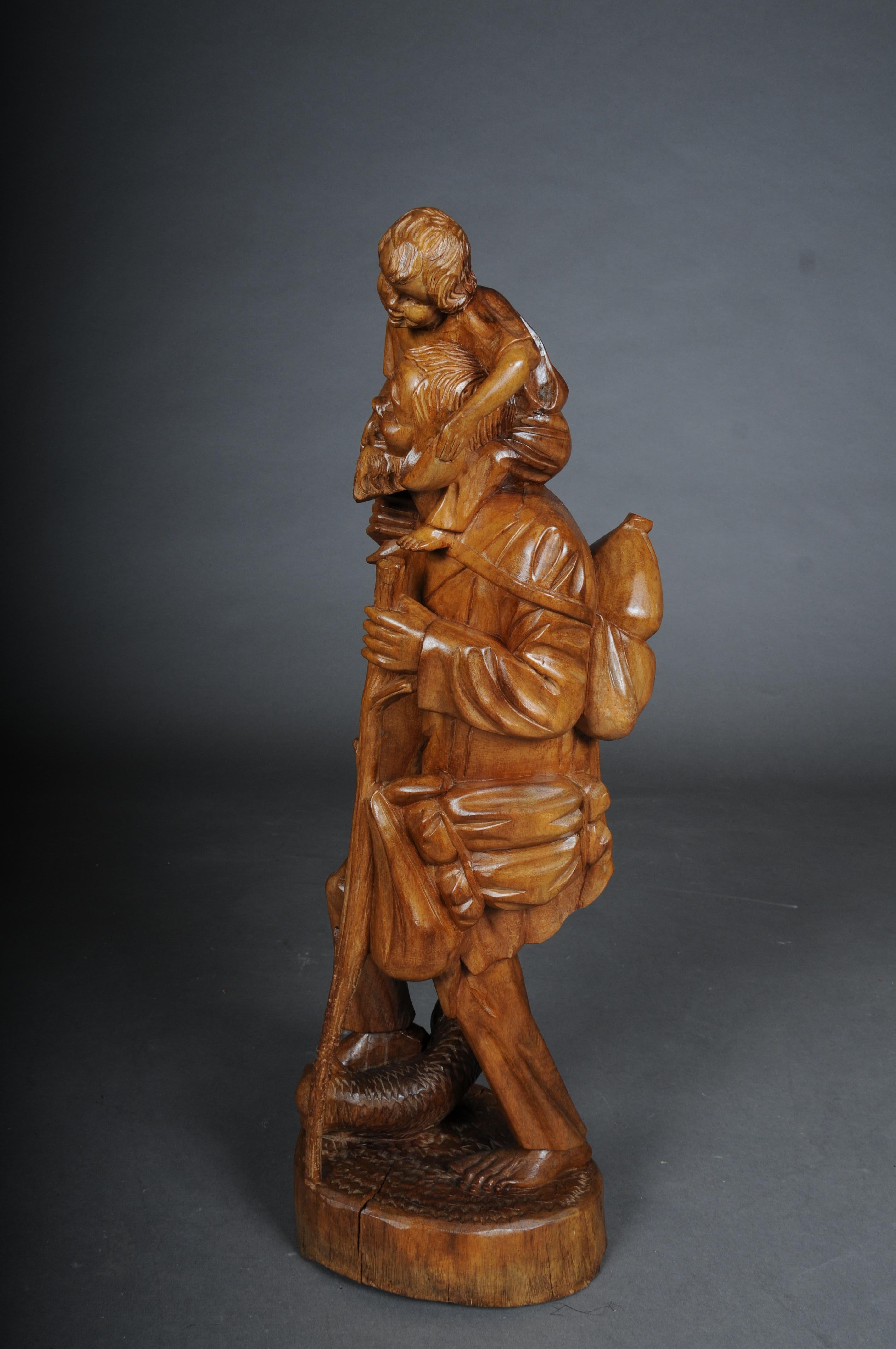 20th Century wooden sculpture Ranger with child Lime wood, South German For Sale 11