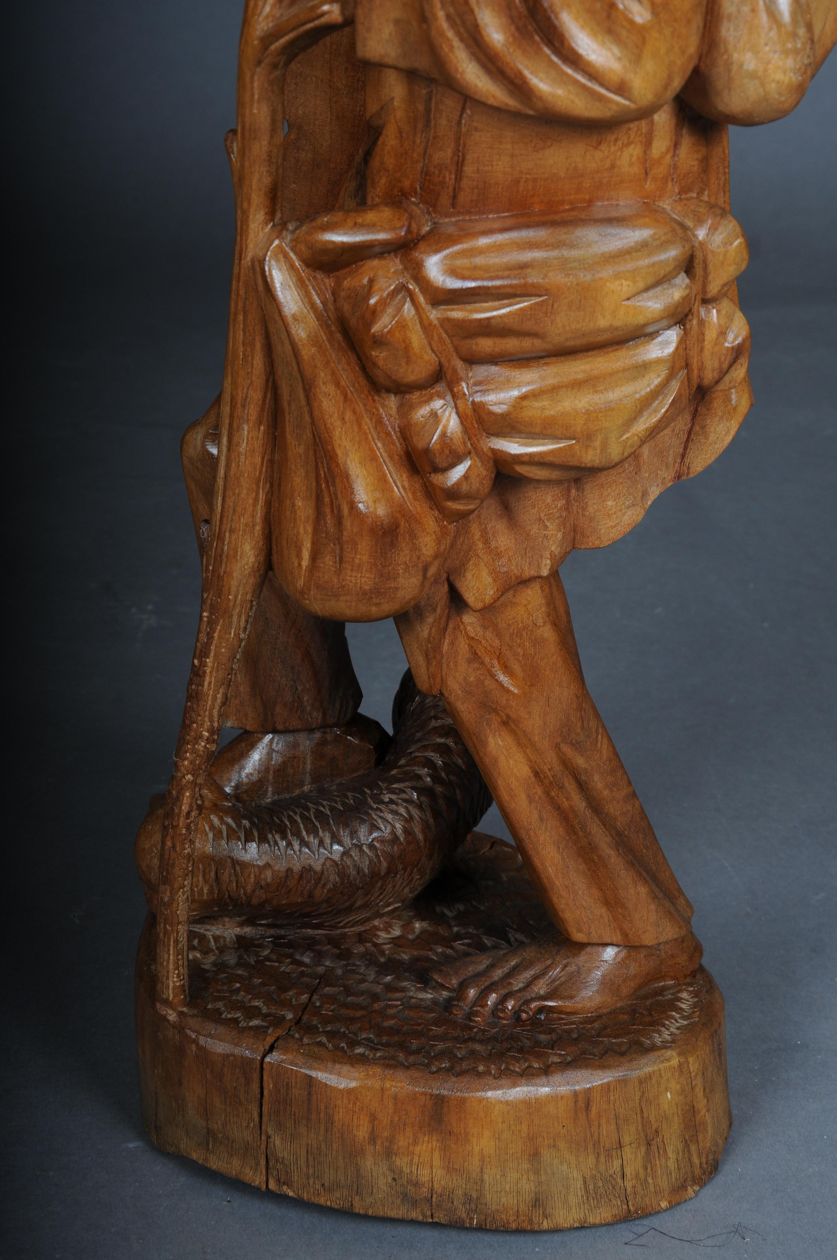 20th Century wooden sculpture Ranger with child Lime wood, South German For Sale 12