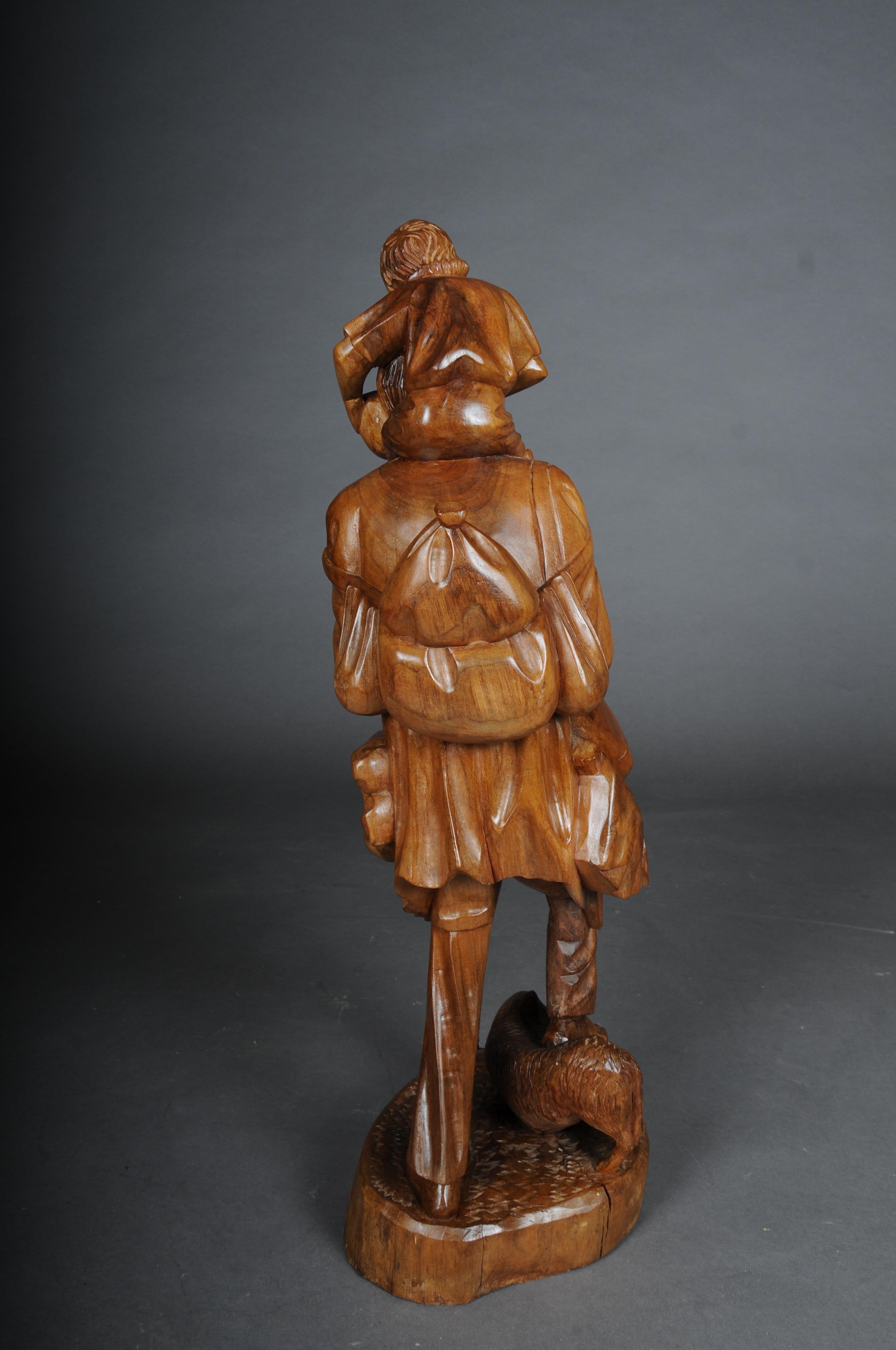 20th Century wooden sculpture Ranger with child Lime wood, South German For Sale 14