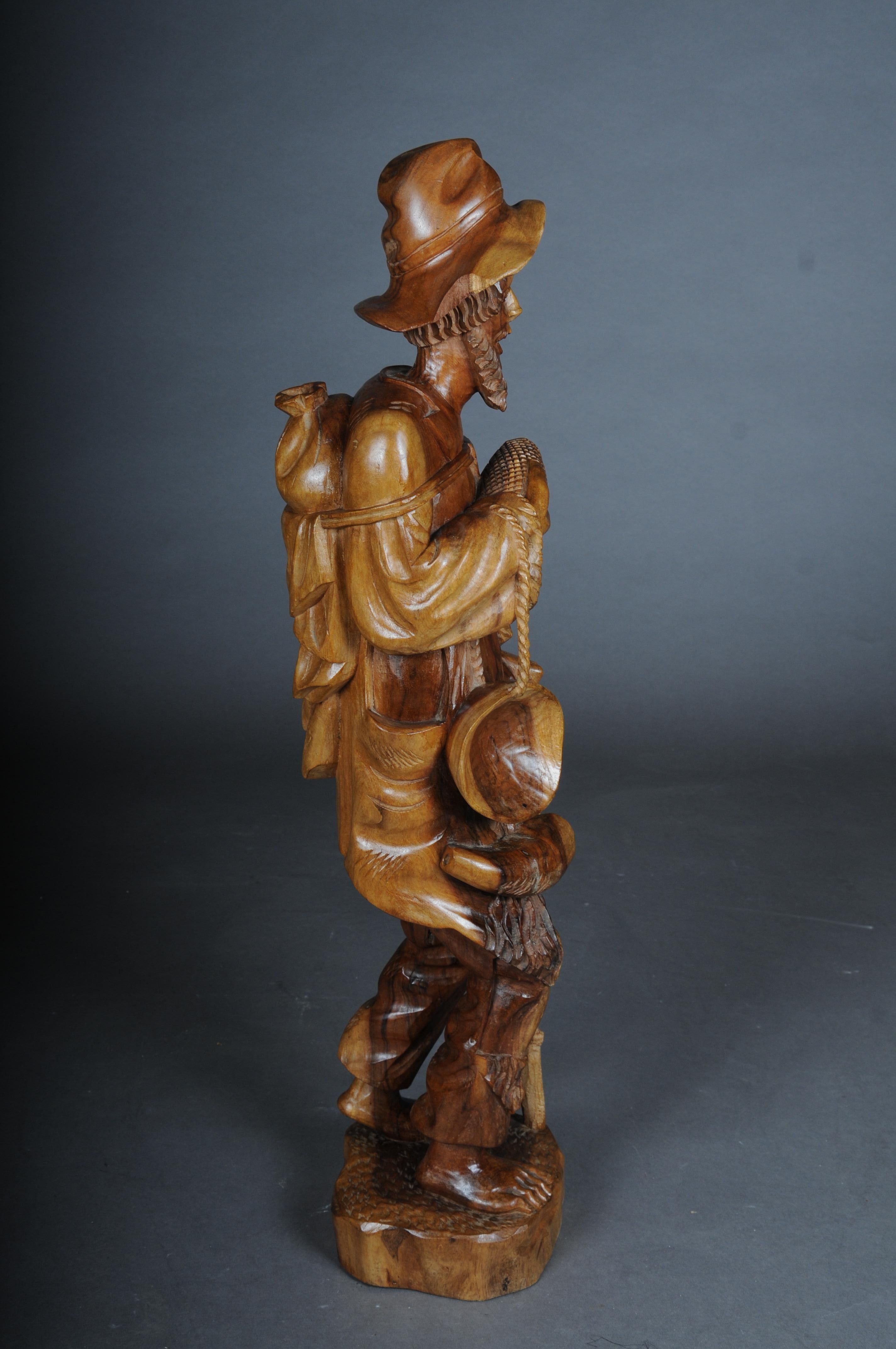 20th Century wooden sculpture Walker with corn on the cob, South German For Sale 11