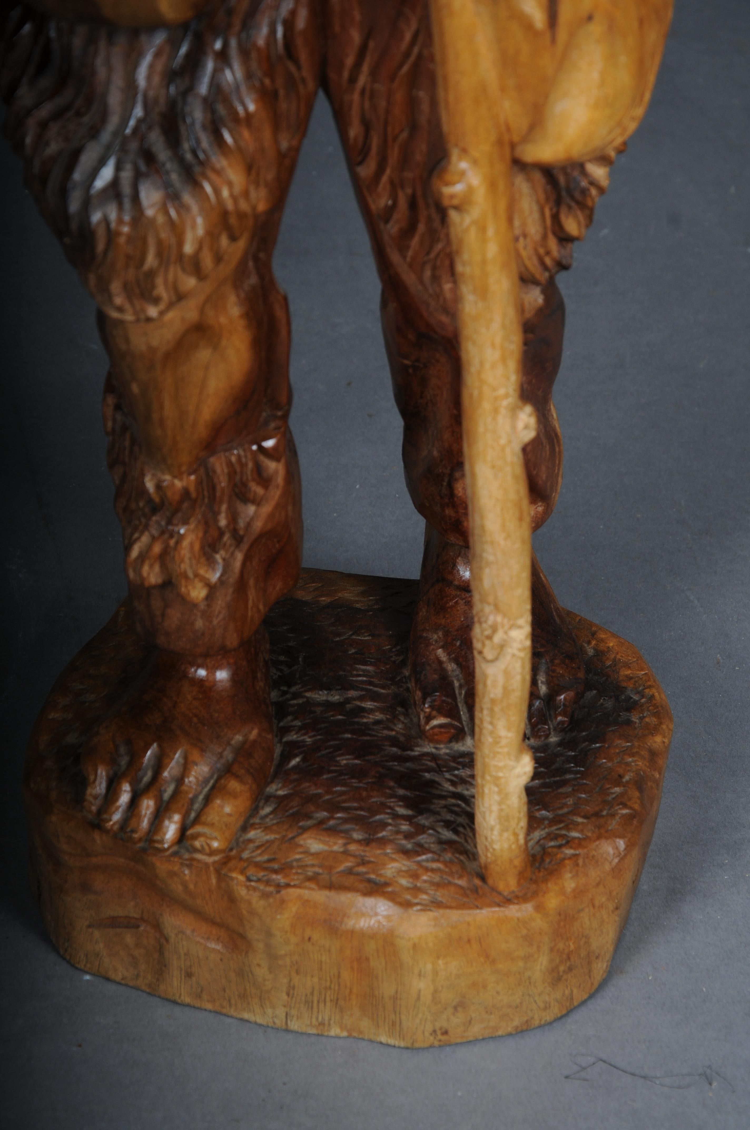 20th Century wooden sculpture Walker with corn on the cob, South German For Sale 2