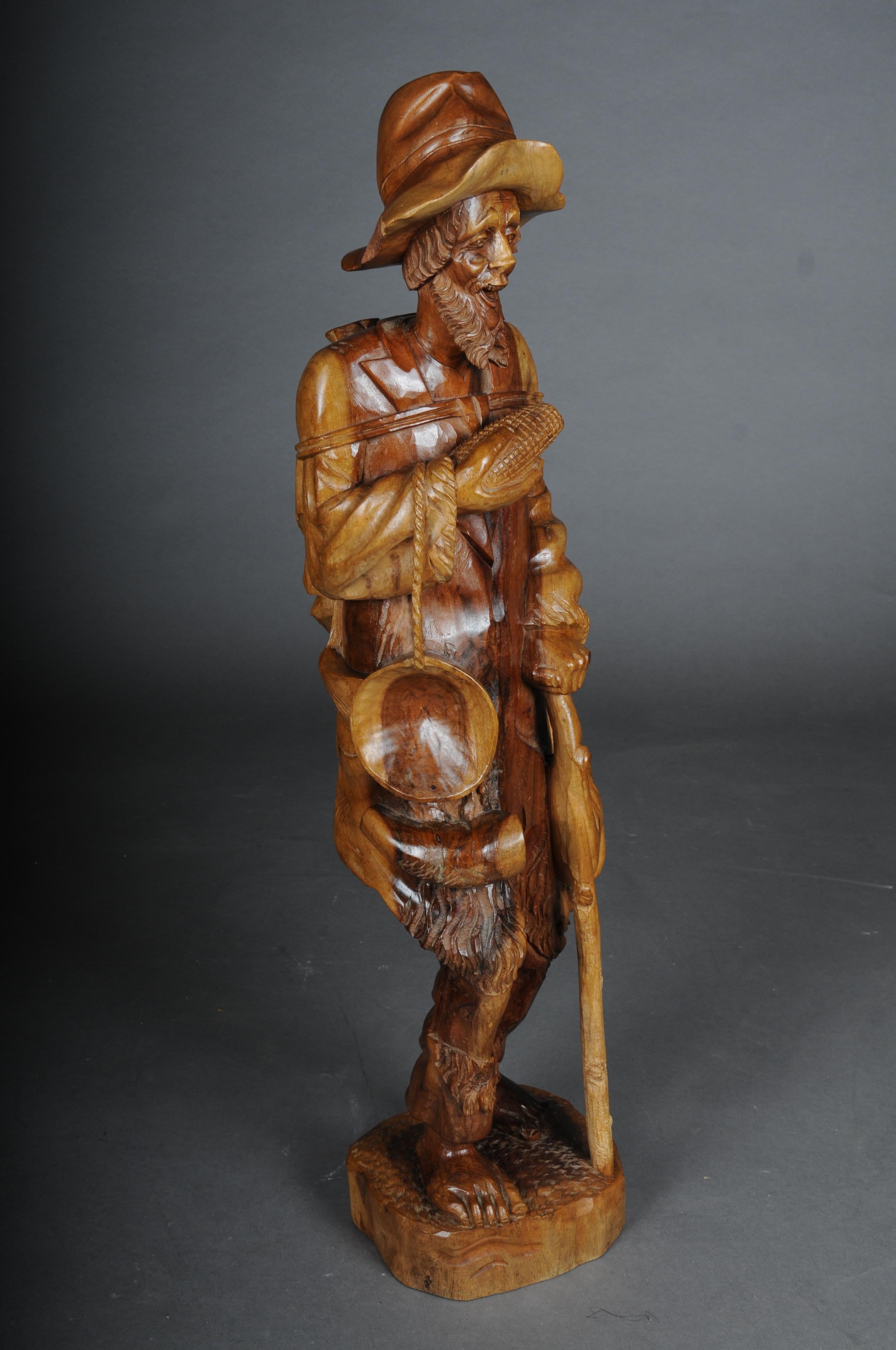 20th Century wooden sculpture Walker with corn on the cob, South German For Sale 3